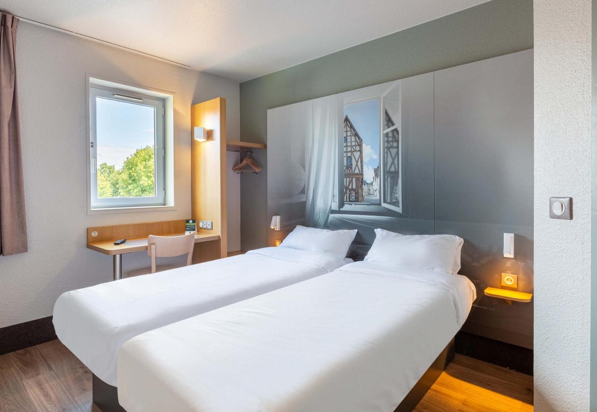 B&B Hotel Chartres Le Coudray Kültér fotó