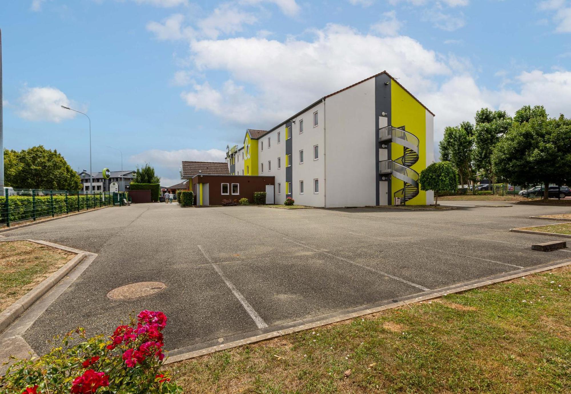 B&B Hotel Chartres Le Coudray Kültér fotó