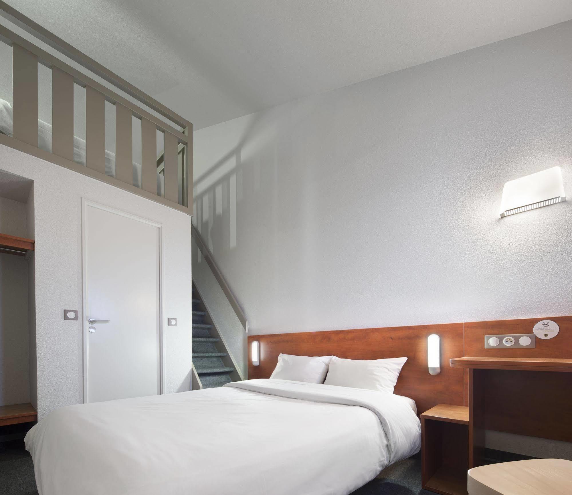 B&B Hotel Chartres Le Coudray Kültér fotó